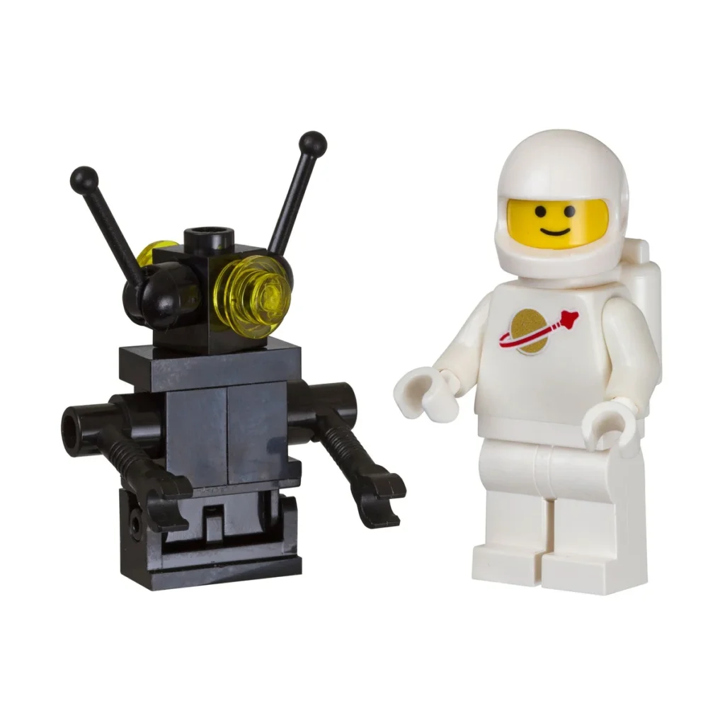 LEGO® Classic Spaceman Minifigure (5002812) | 19 Pieces